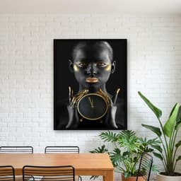 Quadro Decorativo Mulher Pintada de Preto com Detalhes Dourado -vs02