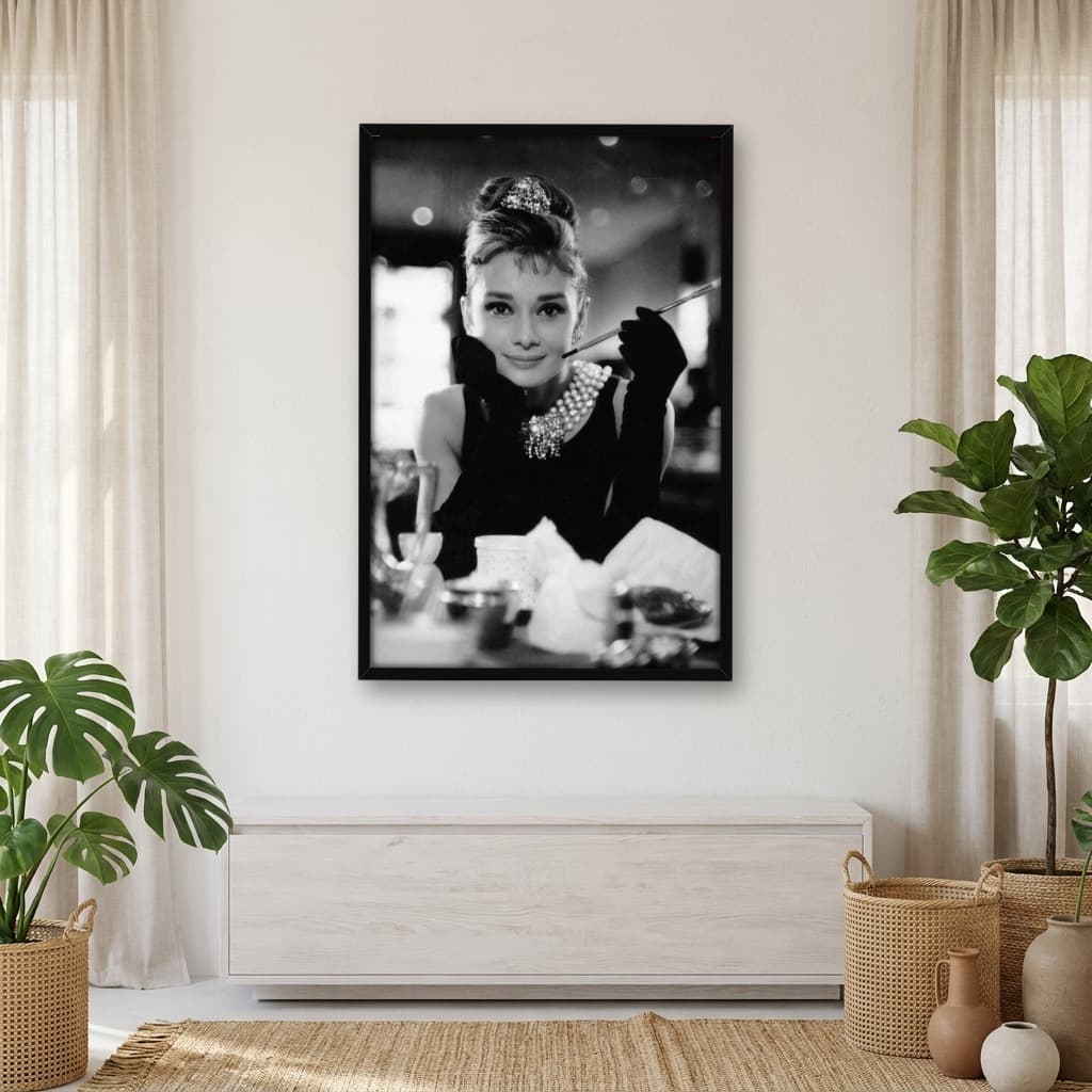 Quadro Decorativo Audrey Hepburn - Bonequinha de Luxo