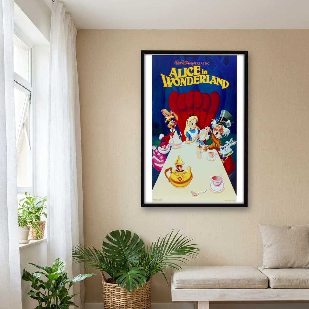 Quadro Decorativo Alice no País das Maravilhas - Animado