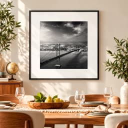 Quadro Decorativo Ponte 25 de Abril – Lisboa em Preto e Branco